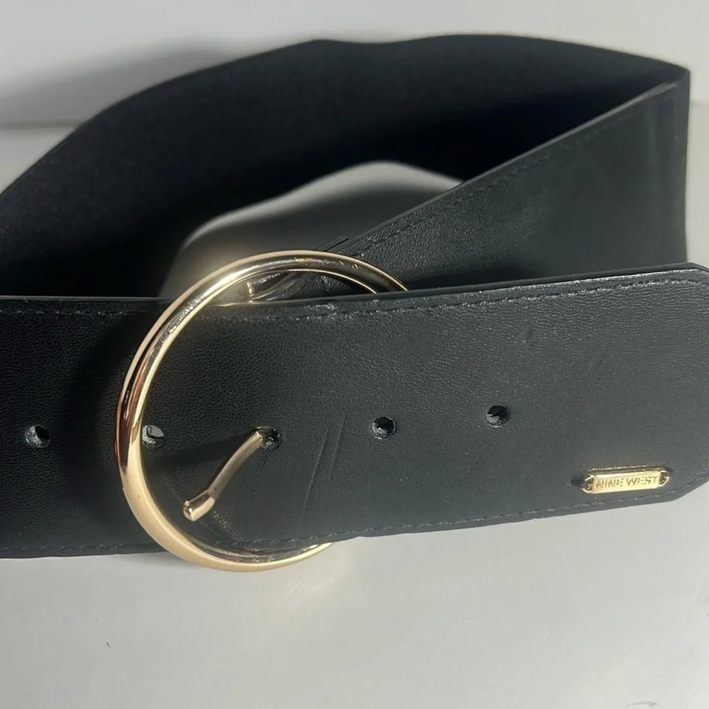 Nine West black elastic belt size M/L